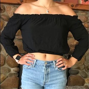 Brandy Melville off the shoulder top